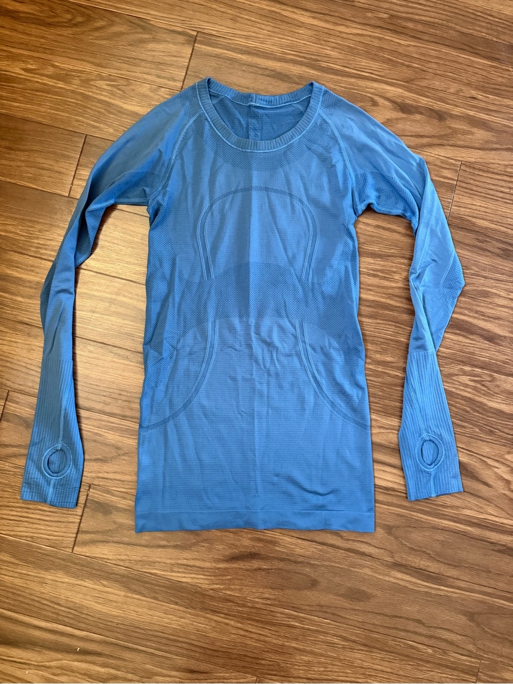 Lululemon Swiftly Tech Long Sleeve Shirt - Blue - Size 4 - Thumbholes - Picture 2 of 4